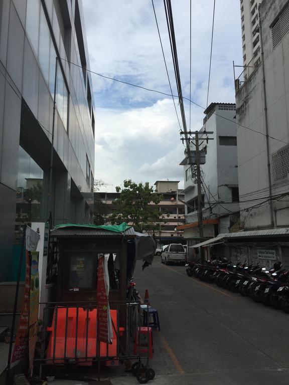 Glur Central Pratunam Bangkok Buitenkant foto