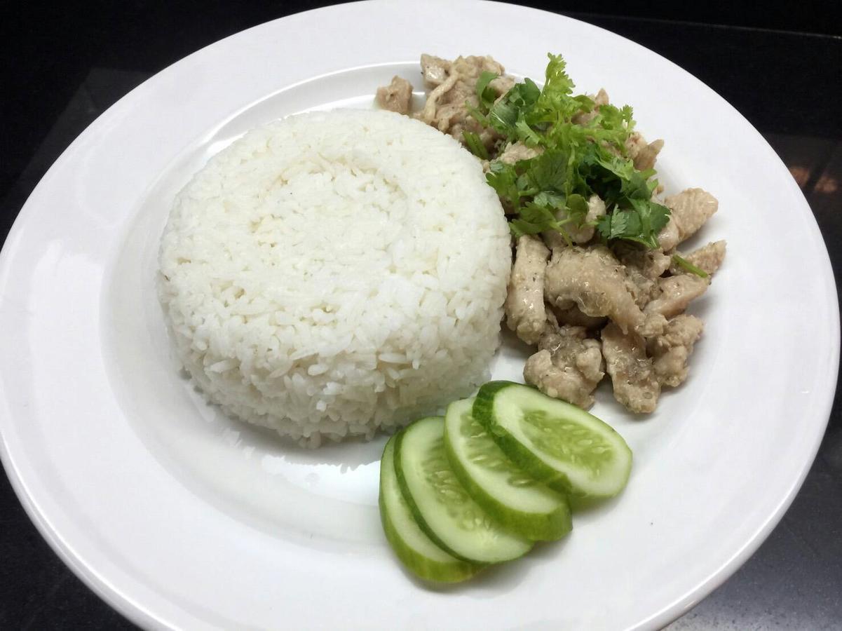 Glur Central Pratunam Bangkok Buitenkant foto